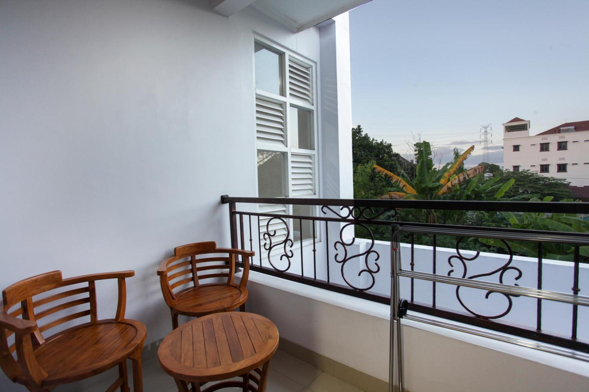 Banua Raya Homestay ยอกยาการ์ตา ภายนอก รูปภาพ