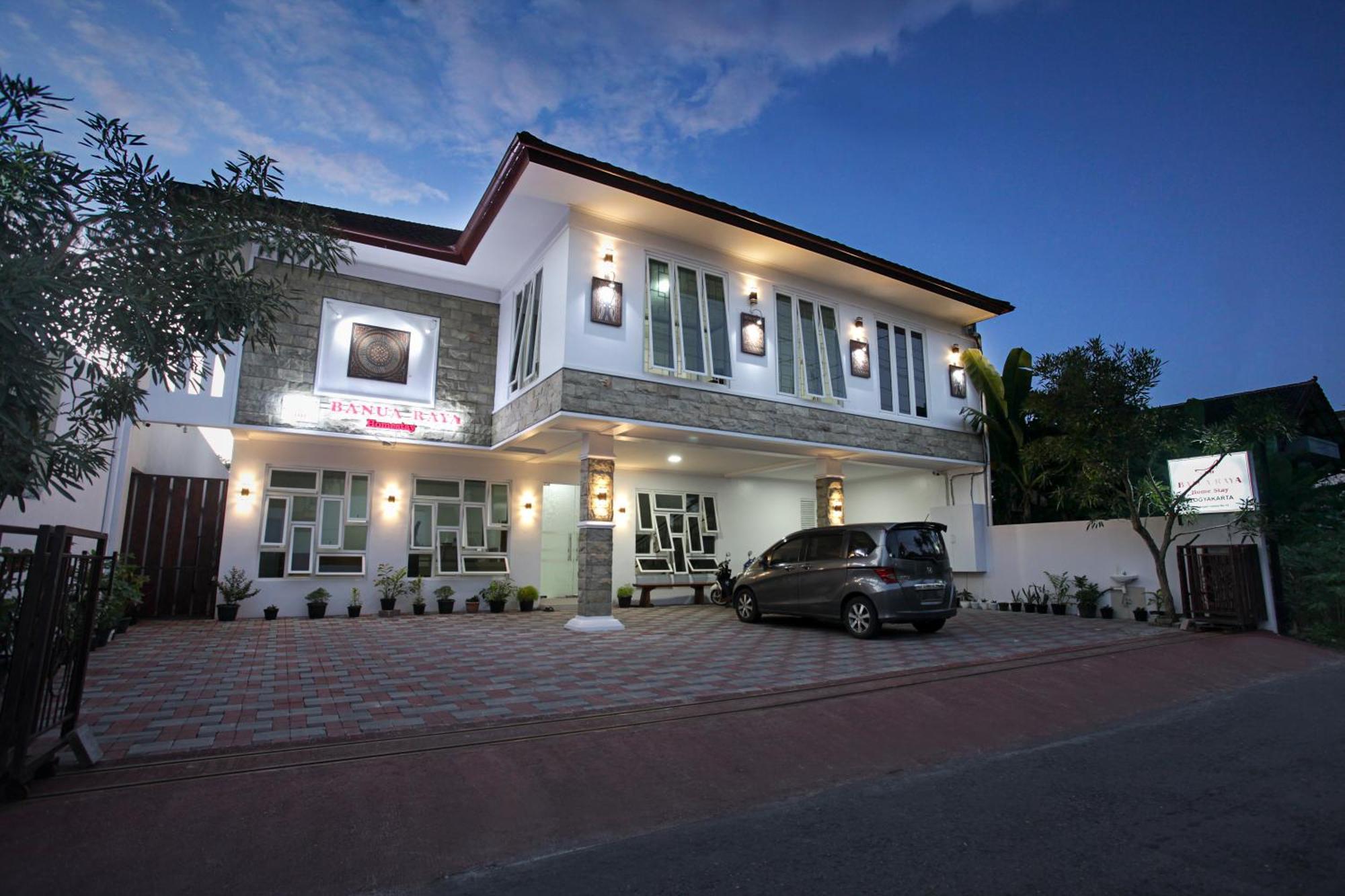 Banua Raya Homestay ยอกยาการ์ตา ภายนอก รูปภาพ